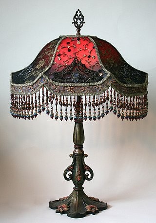 декор: бисероплетение, посуда, светильники, аэрография прочее